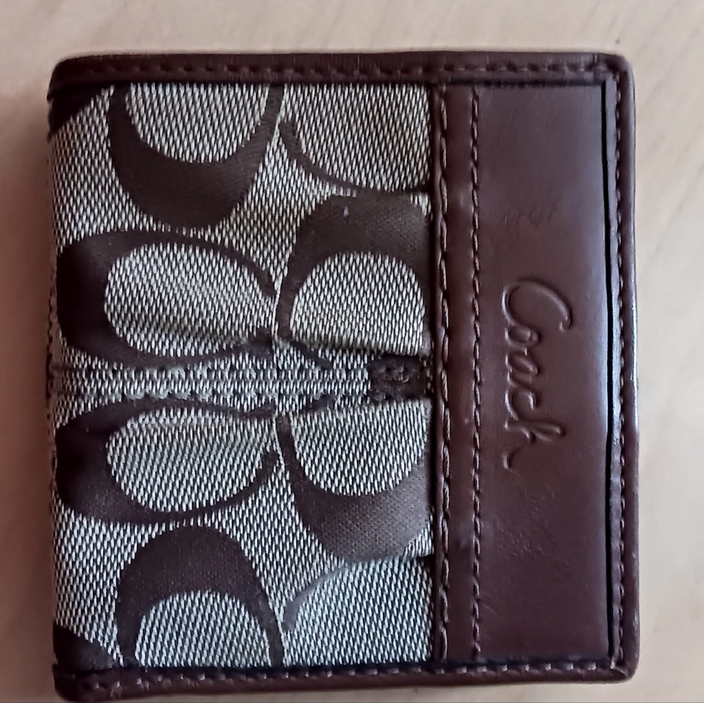 Coach wallet